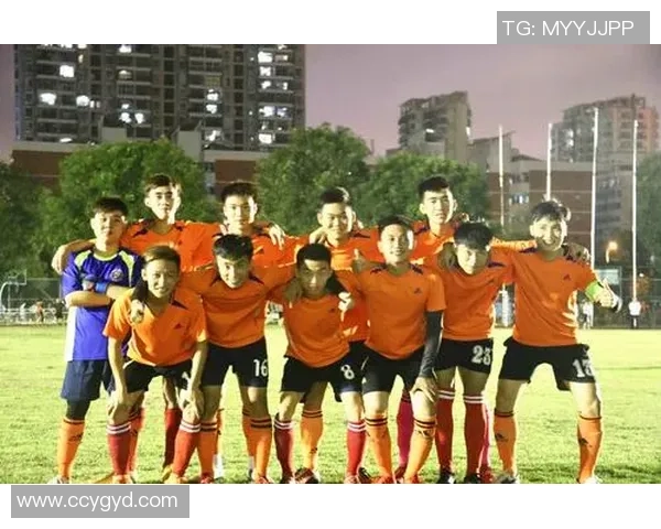 以足球球星手环表带打造专属荣耀风格展现绿茵激情魅力 以足球球星手环表带打造专属荣耀风格展现绿茵激情魅力